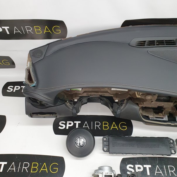 ALFA ROMEO GULIA CONSOLE AIRBAG AIRBAGS CEINTURES