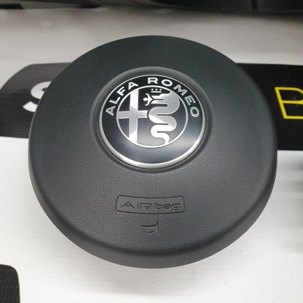 ALFA ROMEO GULIA CONSOLE AIRBAG AIRBAGS CEINTURES