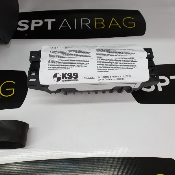A3 8P  ARMATURENBRETT AIRBAG KIT SICHERHEITSGURTE