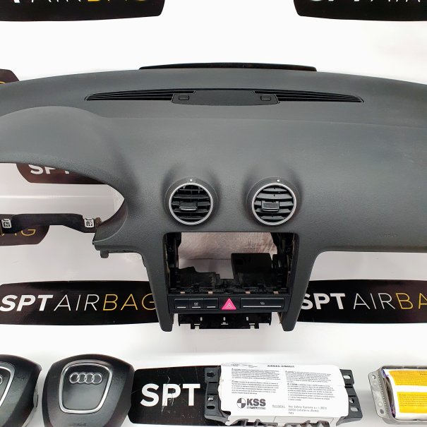 A3 8P ARMATURENBRETT AIRBAG KIT SICHERHEITSGURTE