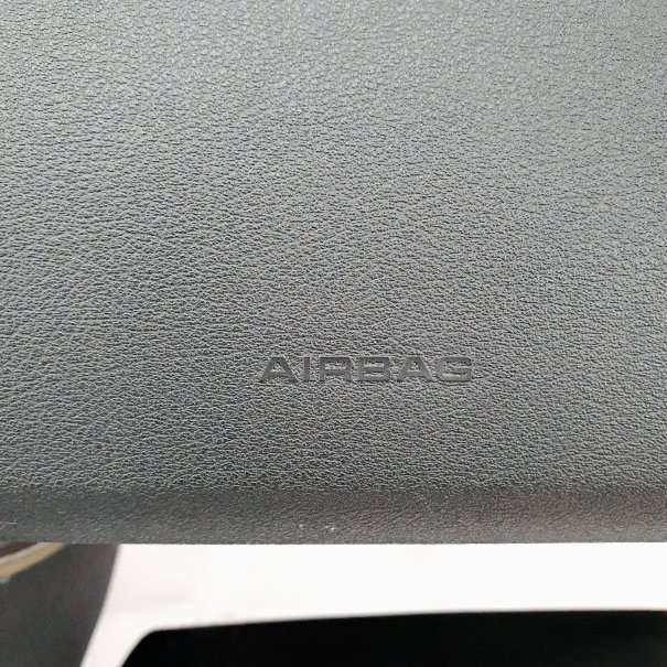 A3 8P ARMATURENBRETT AIRBAG KIT SICHERHEITSGURTE