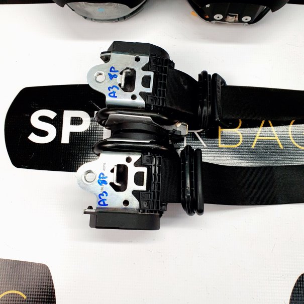 A3 8P ARMATURENBRETT AIRBAG KIT SICHERHEITSGURTE