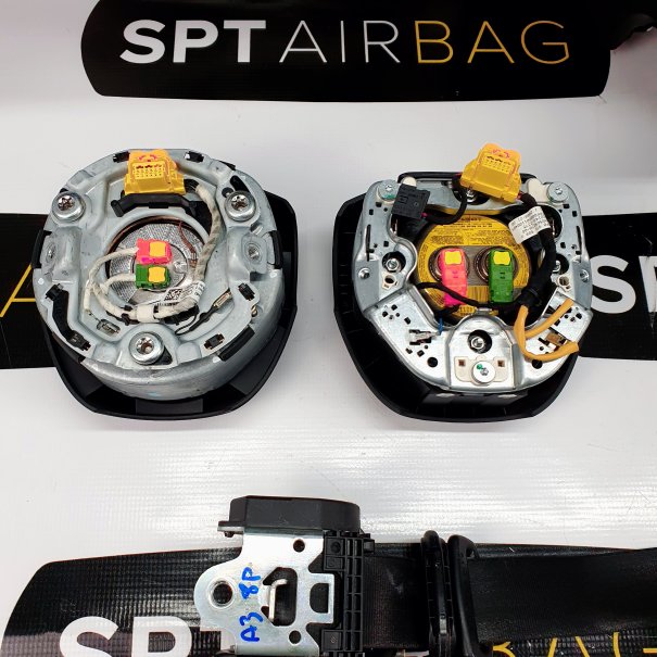 A3 8P ARMATURENBRETT AIRBAG KIT SICHERHEITSGURTE