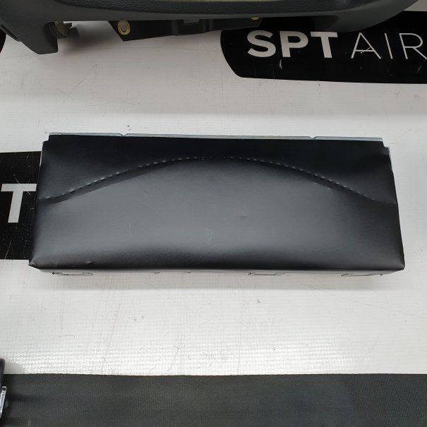 A3 8V DASHBOARD AIRBAG SET REEKS VEILIGHEIDSRIEMEN