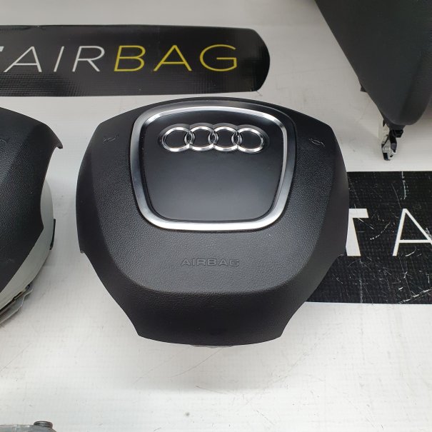 A5 8T CRUSCOTTO AIRBAG SET CINTURE DI SICUREZZA...