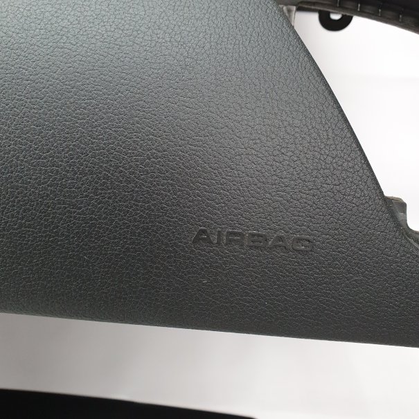 A5 8T LIFT COUPE ARMATURENBRETT AIRBAG KIT...