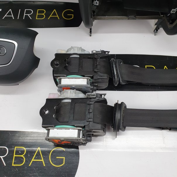 A5 8T LIFT KONSOLA DESKA ROZDZIELCZA AIRBAG...