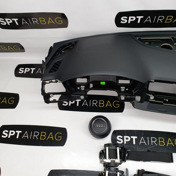 A5 8W S-LINE  KONSOLA DESKA ROZDZIELCZA AIRBAG...