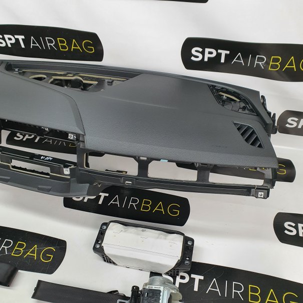 A5 8W S-LINE  KONSOLA DESKA ROZDZIELCZA AIRBAG...