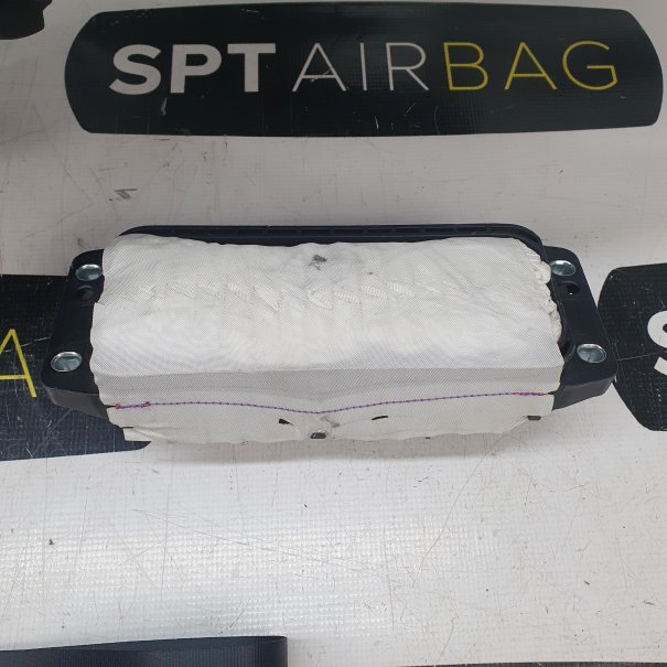 A1 8X DASHBOARD AIRBAG SET REEKS ZITBANDEN