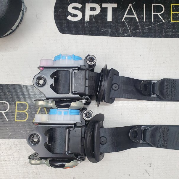 A1 8X CRUSCOTTO AIRBAG SET CINTURE DI SICUREZZA