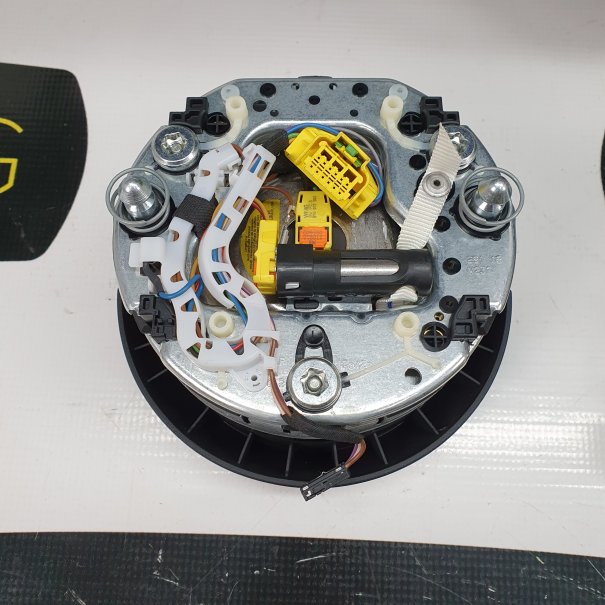 A7 4G DASHBOARD AIRBAG SET REEKS ZITBANDEN