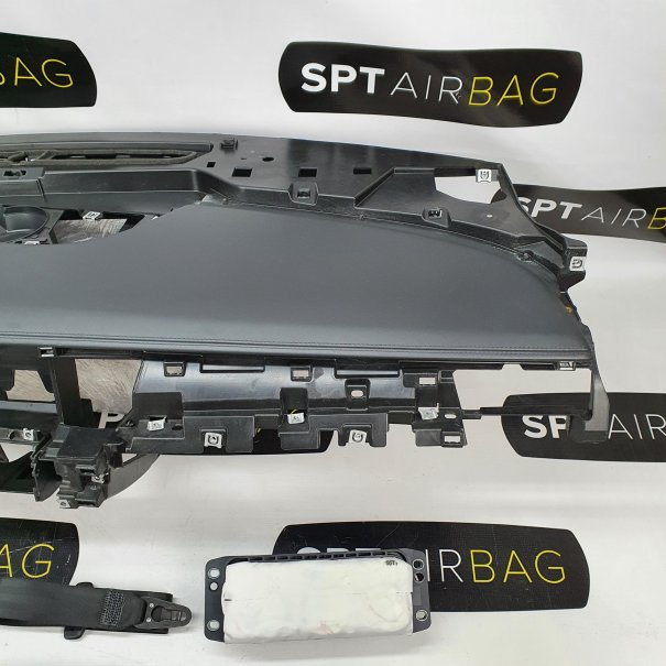 A8 D4 ARMATURENBRETT AIRBAG KIT...