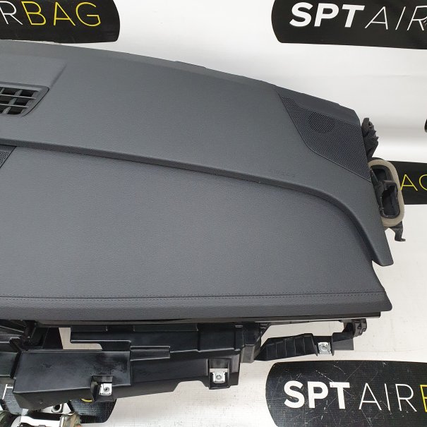 AUDI E-TRON DASHBOARD AIRBAG KIT SET BELTS