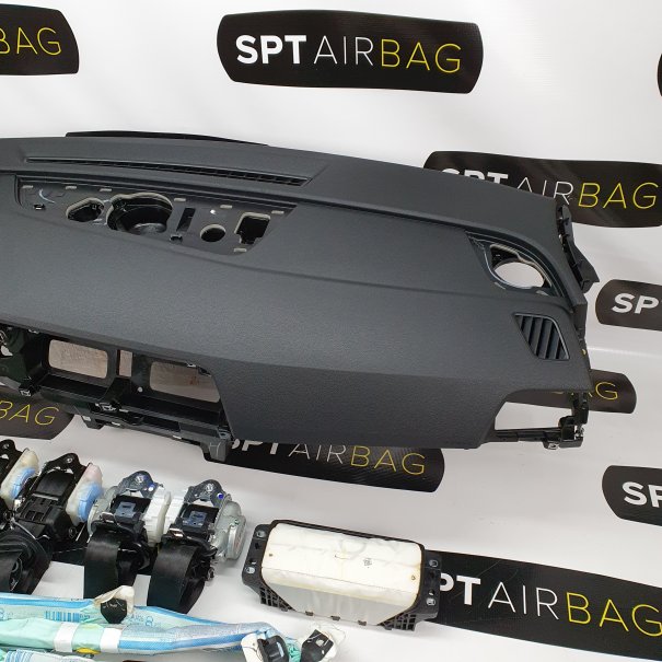 Q5 80A DASHBOARD AIRBAG SET REEKS ZITBANDEN...