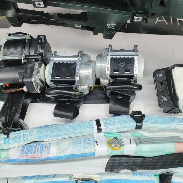 Q5 80A HEAD UP CRUSCOTTO AIRBAG SET CINTURE DI...