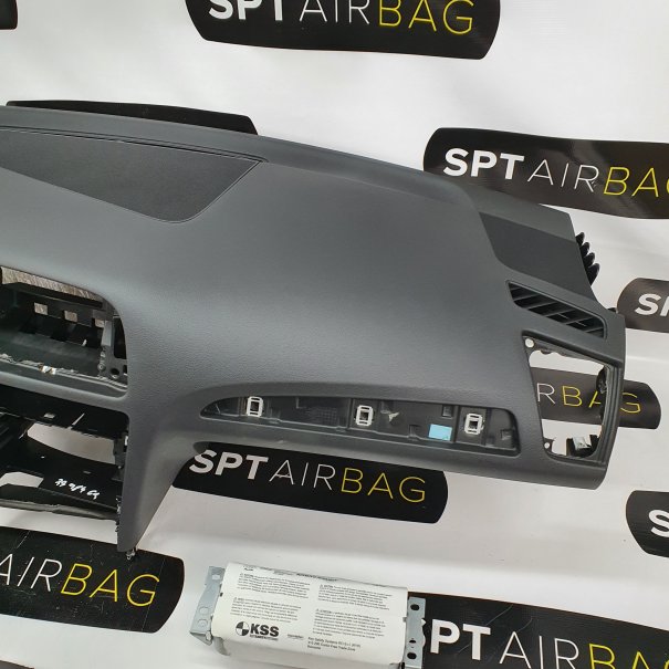 SQ5 8R LIFT DASHBOARD AIRBAG SET REEKS ZITBANDEN