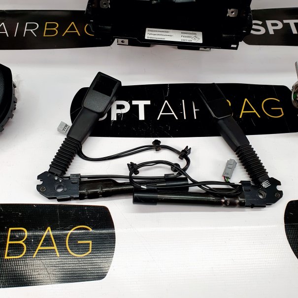 E87 CRUSCOTTO AIRBAG SET PRETENSIONATORI