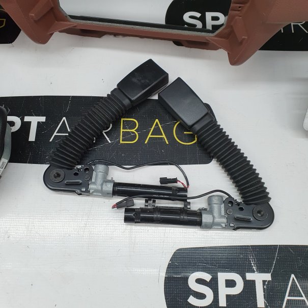 F10 HEAD UP DASHBOARD AIRBAG SET REEKS SPANNER