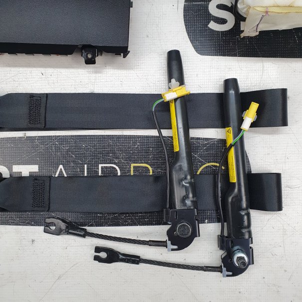 FIAT 500E DASHBOARD AIRBAG SET REEKS SPANNER