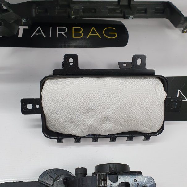 i20 DASHBOARD AIRBAG KIT SET BELTS