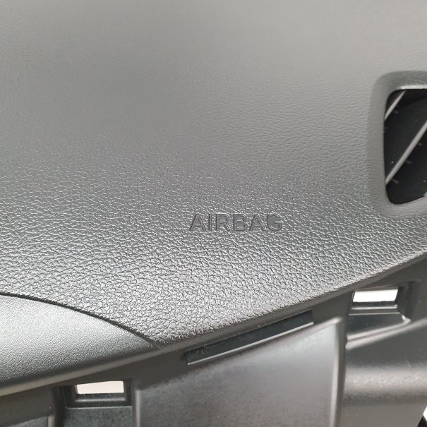 KONA TABLEAU DE BORD AIRBAG ENSEMBLE CEINTURES...