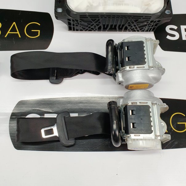 A4 B9 8W0 DASHBOARD AIRBAG KIT SET BELTS...