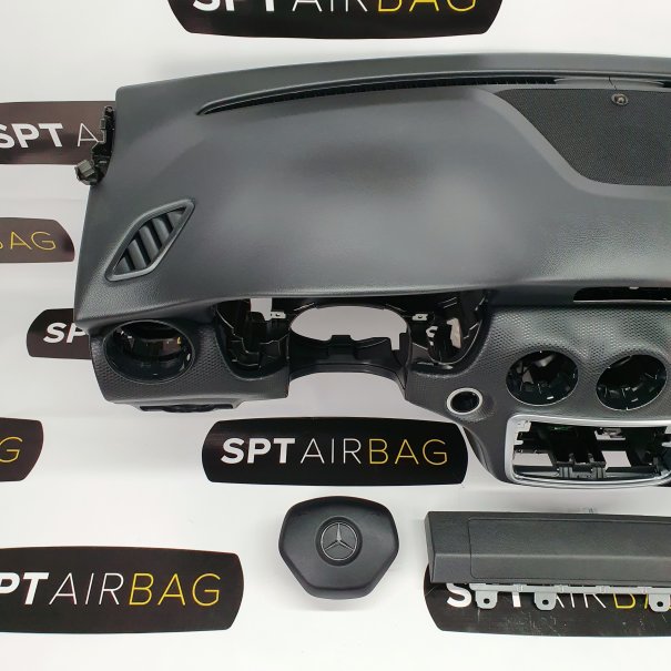 A KLASA W176 AMG KONSOLA DESKA ROZDZIELCZA...