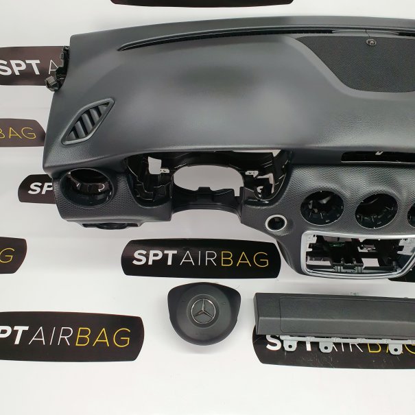 A KLASA W176 AMG LIFT KONSOLA DESKA ROZDZIELCZA...