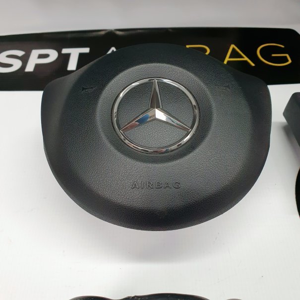 A KLASA W176 AMG LIFT KONSOLA DESKA ROZDZIELCZA...