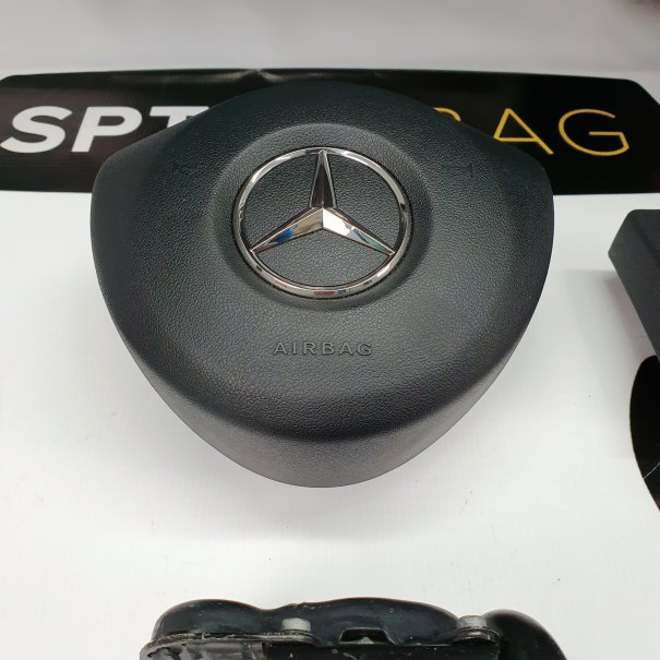 A KLASA W176 LIFT KONSOLA DESKA ROZDZIELCZA...