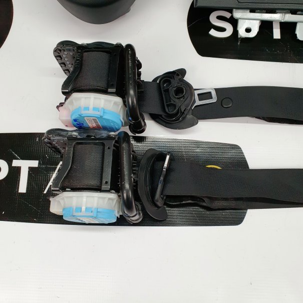 A KLASA W176 LIFT KONSOLA DESKA ROZDZIELCZA...