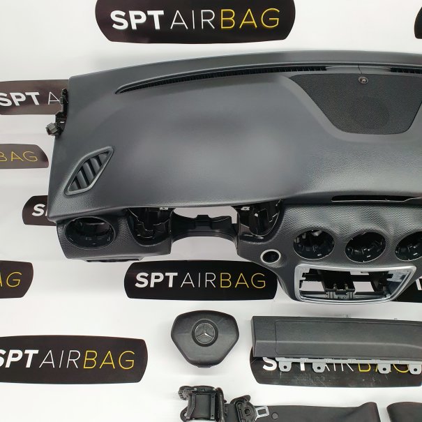 A KLASA W176 KONSOLA DESKA ROZDZIELCZA AIRBAG...