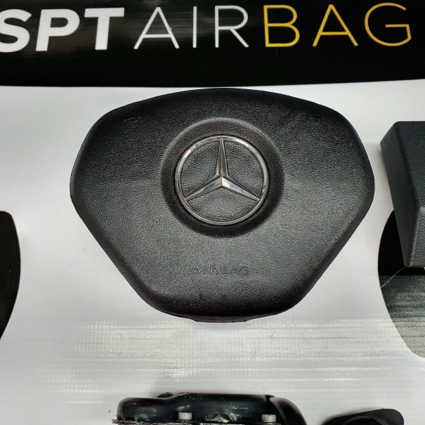 A KLASA W176 KONSOLA DESKA ROZDZIELCZA AIRBAG...