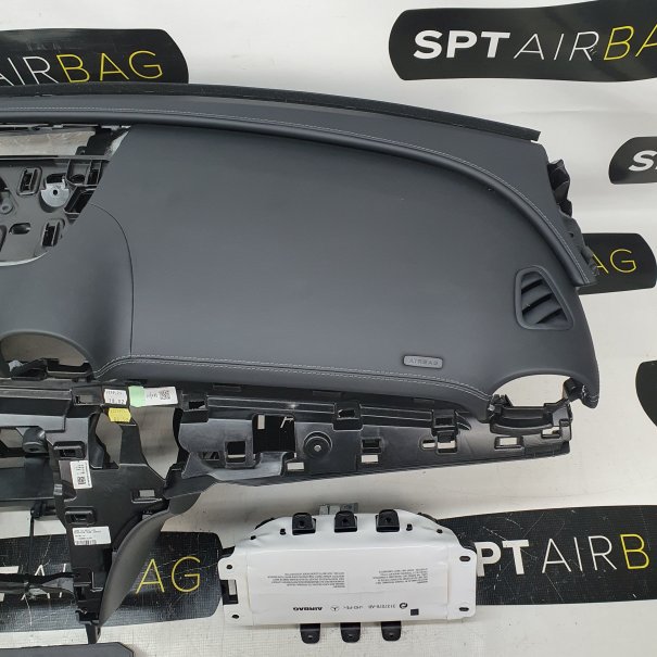 C KLASA W206 KONSOLA DESKA ROZDZIELCZA AIRBAG...