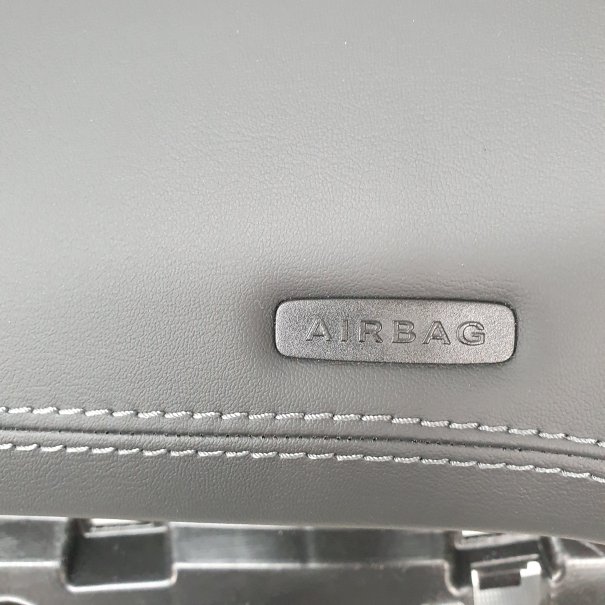 C KLASA W206 KONSOLA DESKA ROZDZIELCZA AIRBAG...