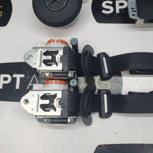 CLA W118 KONSOLA DESKA ROZDZIELCZA AIRBAG...