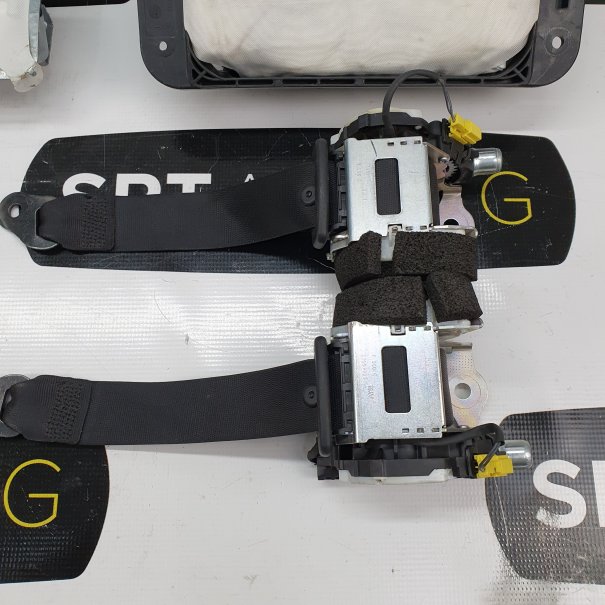 CLS W218 KONSOLA DESKA ROZDZIELCZA AIRBAG...