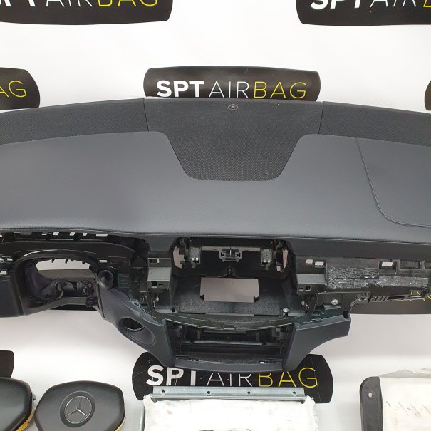 CLS W218 KONSOLA DESKA ROZDZIELCZA AIRBAG...