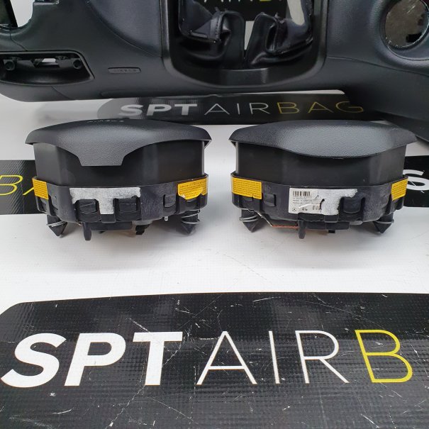 CLS W218 KONSOLA DESKA ROZDZIELCZA AIRBAG...