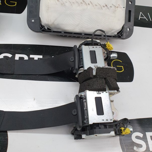 CLS W218 KONSOLA DESKA ROZDZIELCZA AIRBAG...