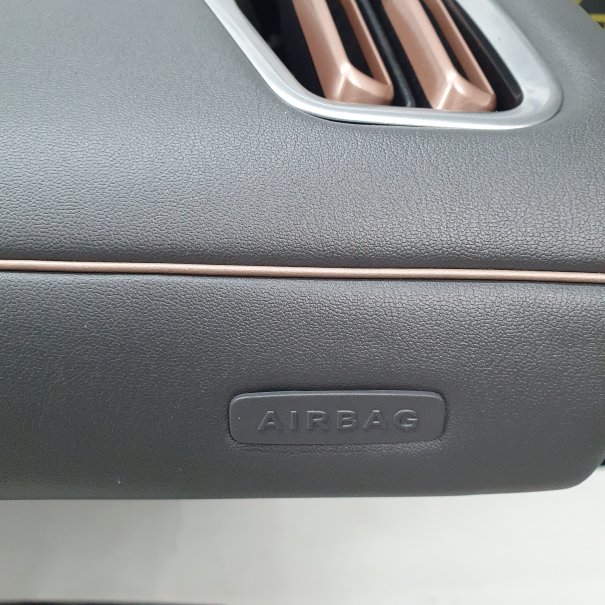 EQC KONSOLA DESKA ROZDZIELCZA AIRBAG PODUSZKI