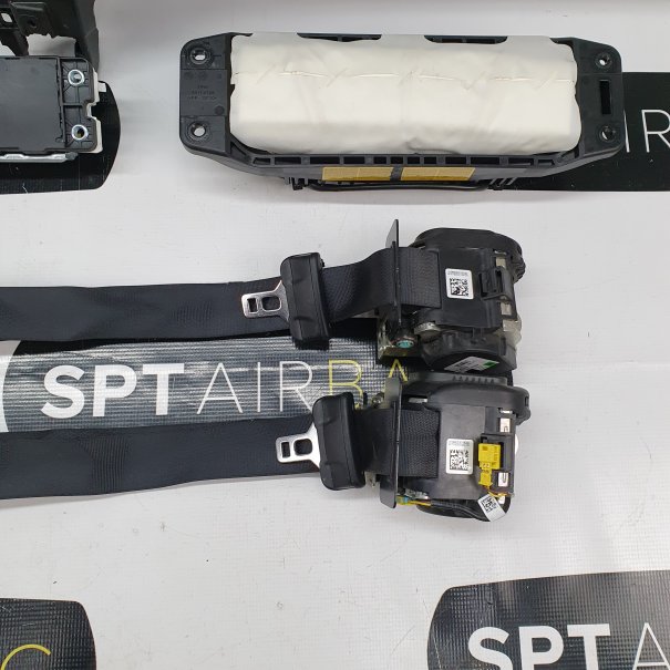 EQC DASHBOARD AIRBAG KIT SEAT BELTS