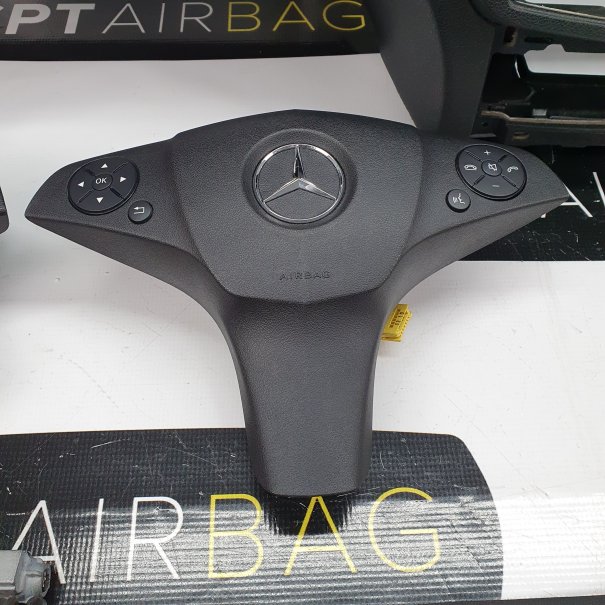 C KLASA W204 ARMATURENBRETT AIRBAG KIT...