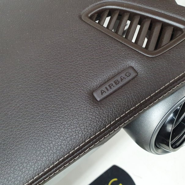 C KLASA W205 KONSOLA DESKA ROZDZIELCZA AIRBAG...