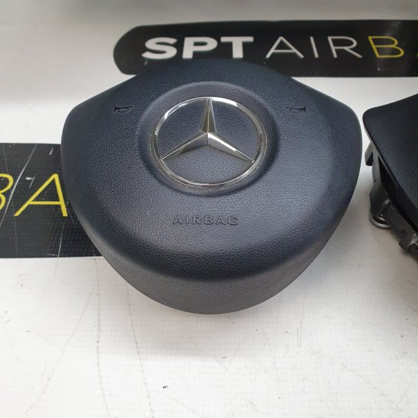 A KLASA W176 LIFT ARMATURENBRETT AIRBAG KIT...