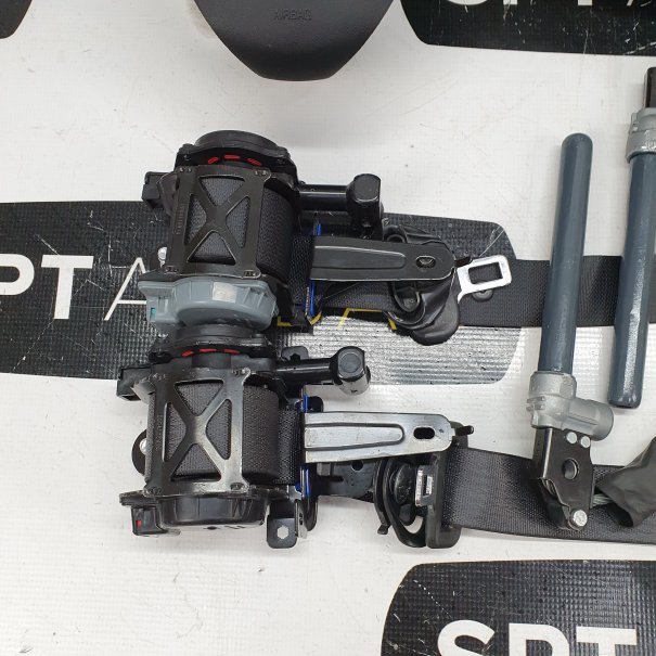 KARL KONSOLA DESKA ROZDZIELCZA AIRBAG PODUSZKI...