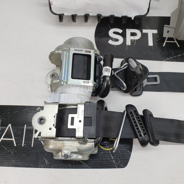 VIVARO COPERTURE AIRBAG SET CINTURE DI SICUREZZA