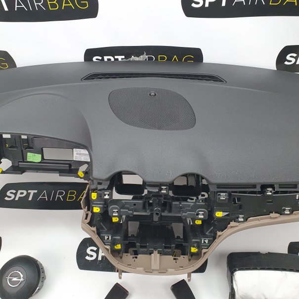 ADAM CRUSCOTTO AIRBAG SET PRETENSIONATORI