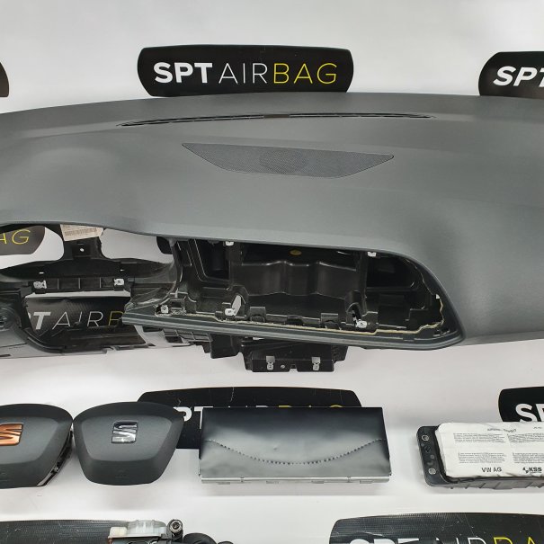 LEON III 3 DASHBOARD AIRBAG KIT SEAT BELTS SMALL
